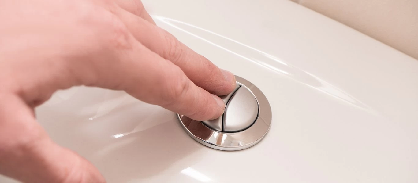 Τι γνωρίζατε; - Να γιατί είναι επικίνδυνο το να τραβάμε... καζανάκι - Ποια η σχέση με τον κορωνοϊό